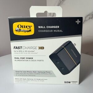 NEW OtterBox Dual Port Fast Wall Charger in Black with Gold Accent New in Box